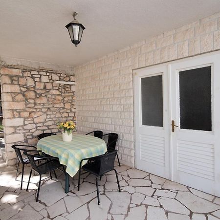 Apartments Pinija Supetar Εξωτερικό φωτογραφία