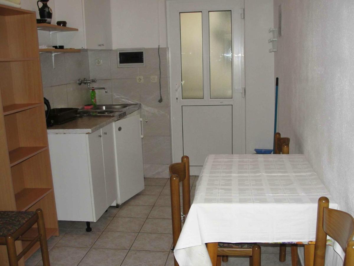 Apartments Pinija Supetar Εξωτερικό φωτογραφία